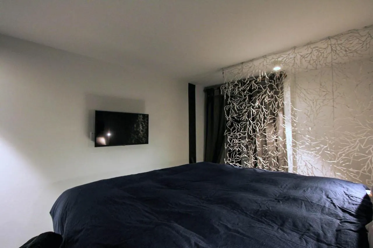 Ferienwohnung Stylish & Cosy House At Fair Mailand Apartment